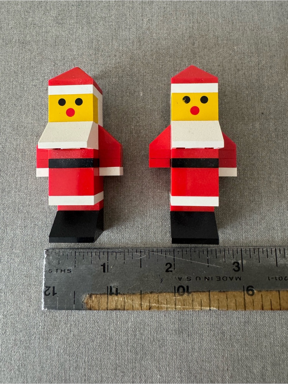 Vintage LEGO Santa Figures (2)